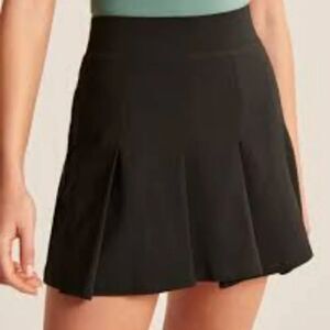 I.N.C INTERNATIONAL CONCEPTS WOMEN"S PLEATED SHORT SKIRT